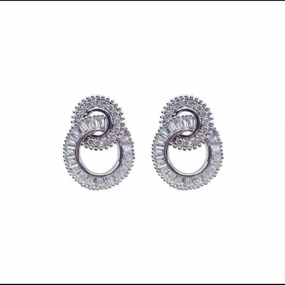 Stimulated Diamond hypoallergenic earring